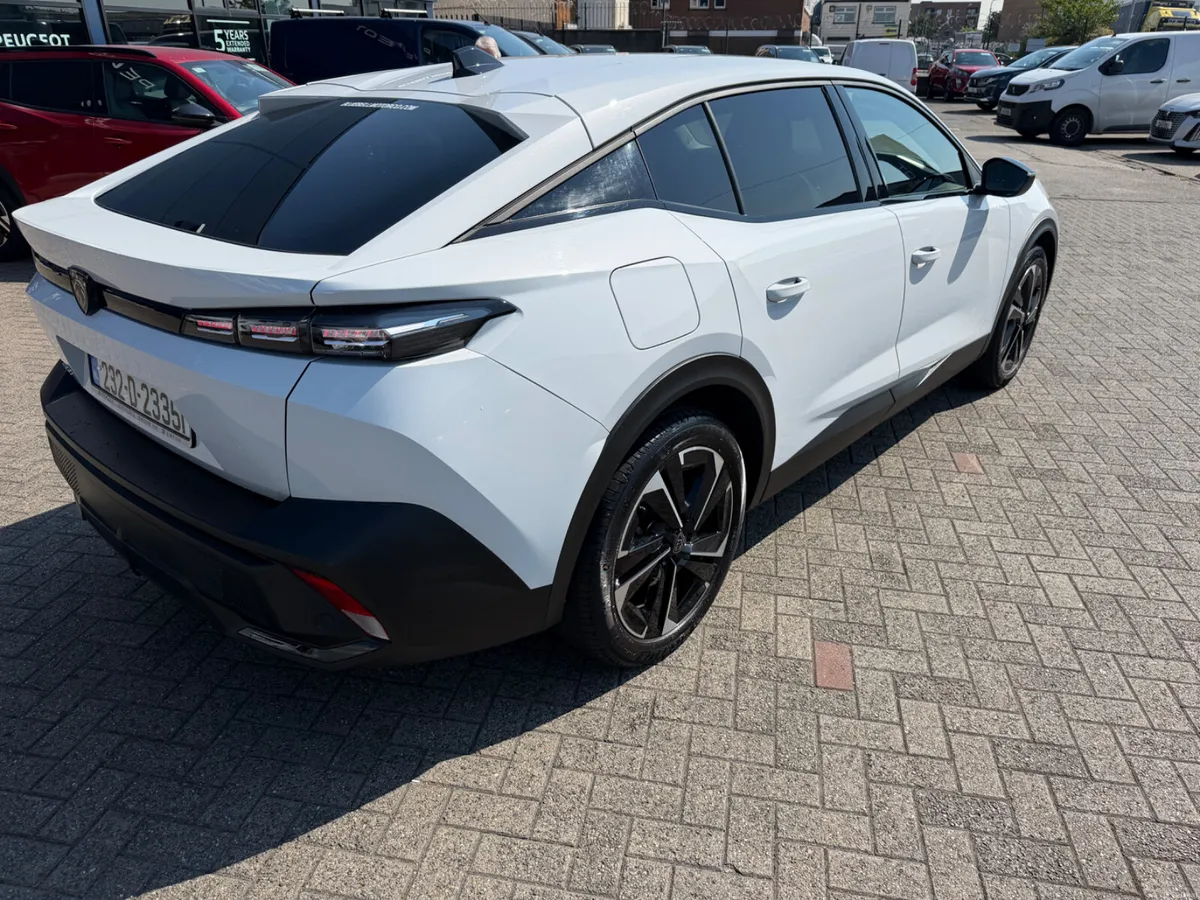 2023 Peugeot 408 Allure 1.2 - Image 4