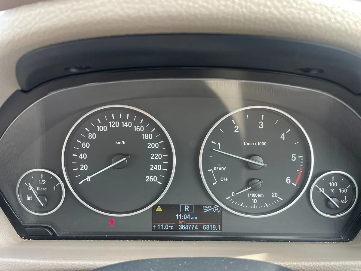 BMW 3-Series 2013 - Image 3