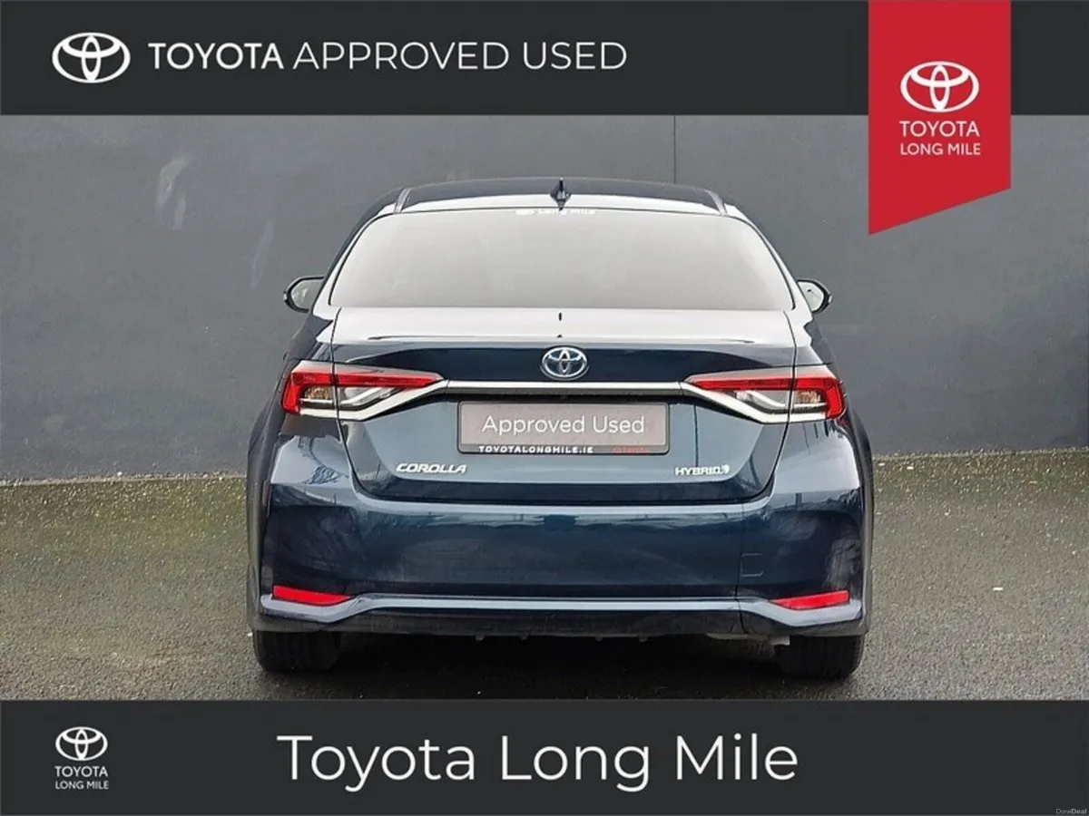 Toyota Corolla 1.8 Hybrid Luna Sport 4dr - Image 4