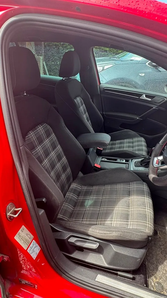 Volkswagen Golf GTD - Image 6