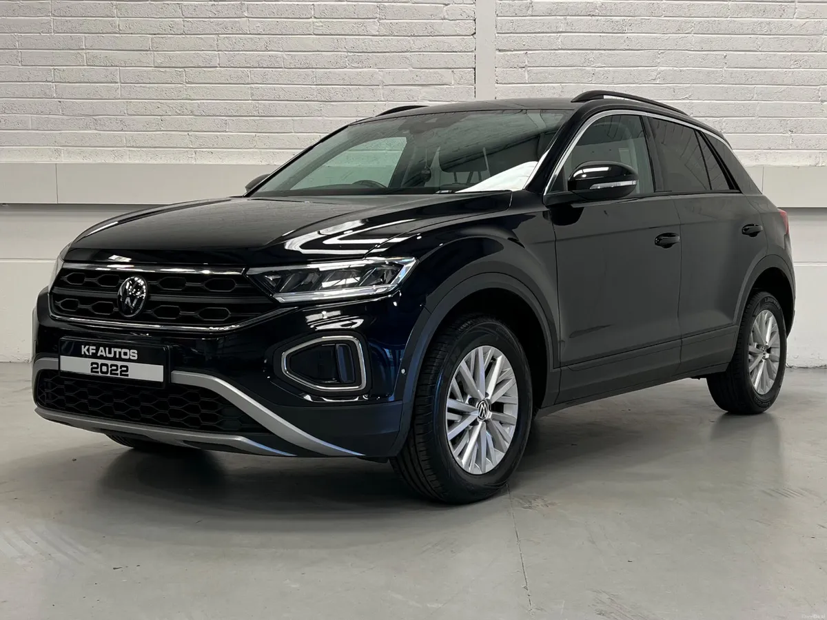 Volkswagen T-Roc Life 2.0TDI 116bhp 6 Speed Manual - Image 1
