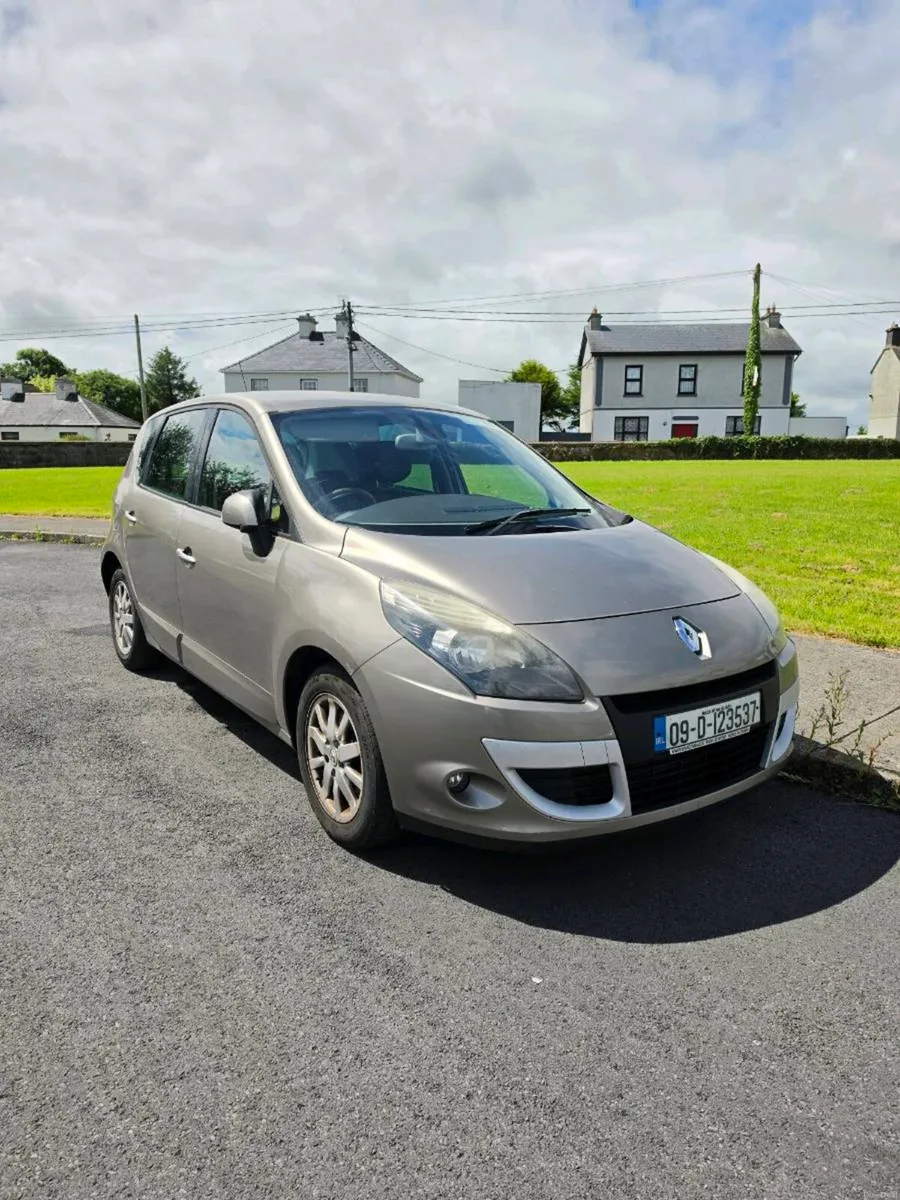 Renault Scenic - Image 1