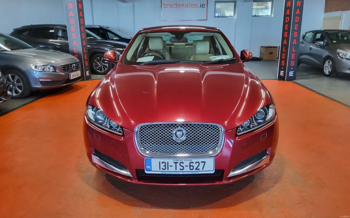 Jaguar XF 2013 - Image 3