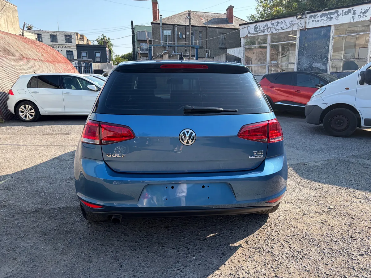 2015 VOLKSWAGEN GOLF, COMFORTLIN AUTOMATIC - Image 4