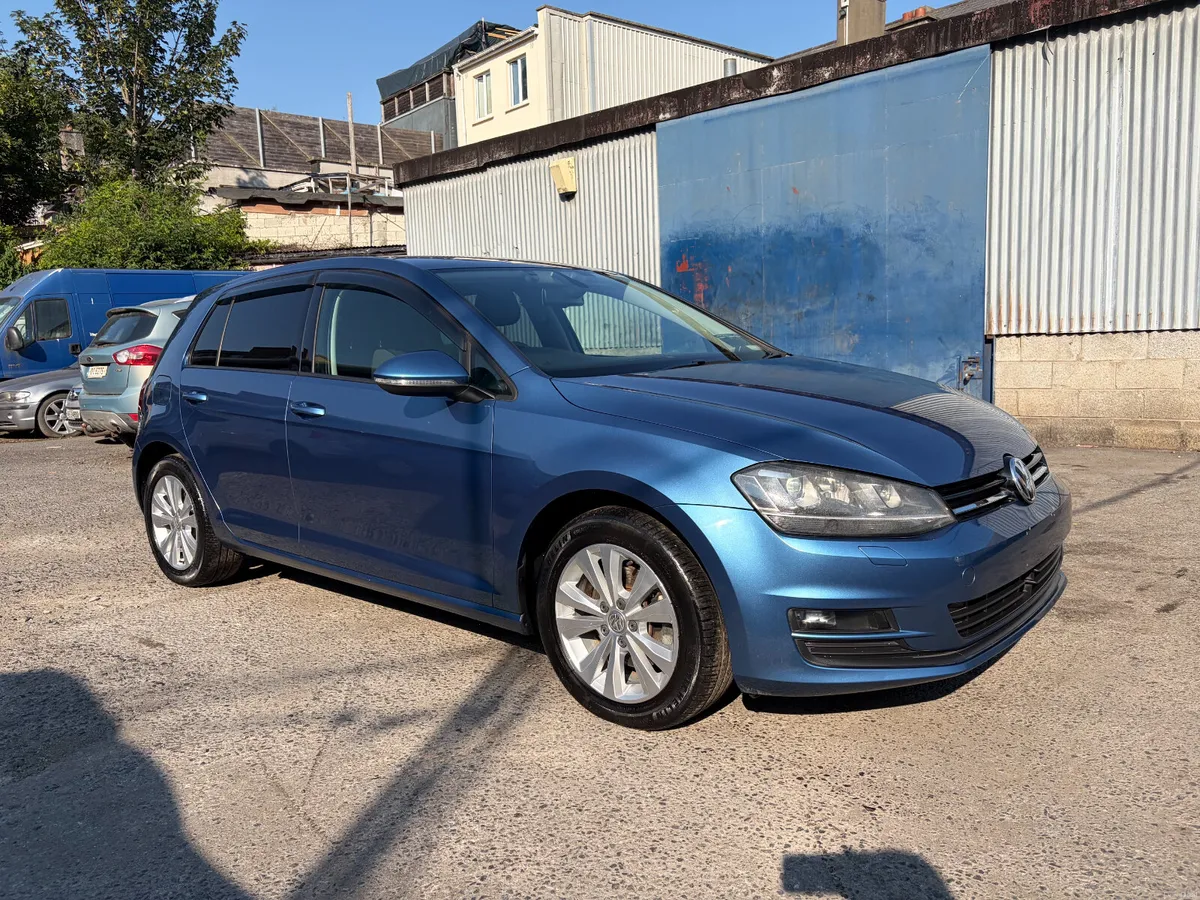 2015 VOLKSWAGEN GOLF, COMFORTLIN AUTOMATIC - Image 1