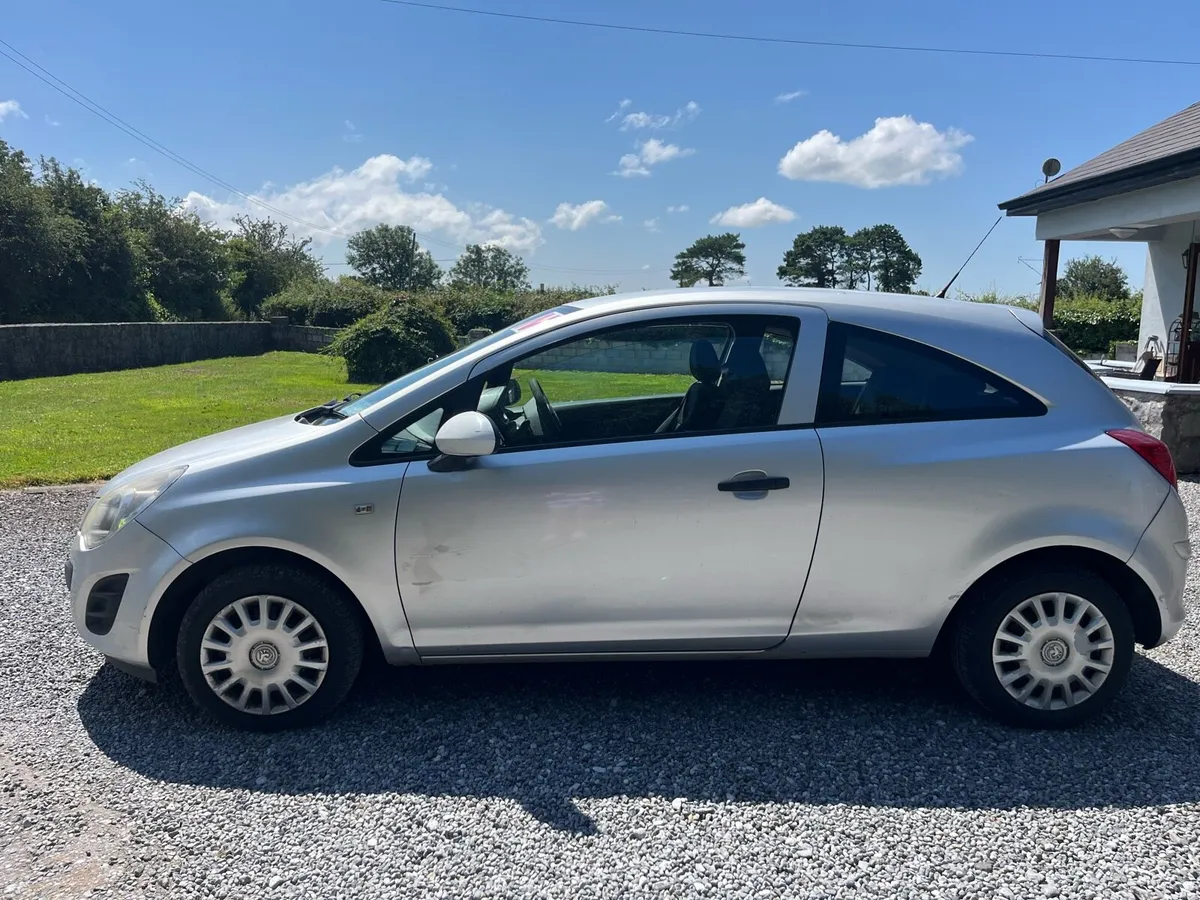 Vauxhall Corsa - Image 2
