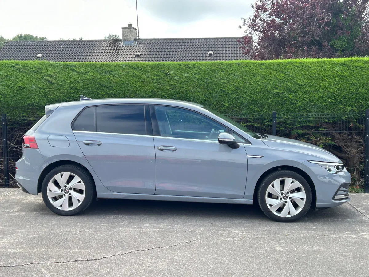 25Volkswagen Golf 1.5 tsi Style €29950 inc Vrt - Image 4
