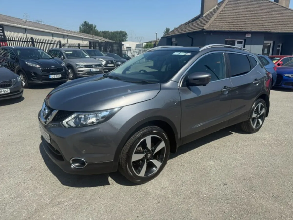 Qashqai 2017 VERY LOW KMS 1.5 SV PREMIUM ONE OWNER - Image 4