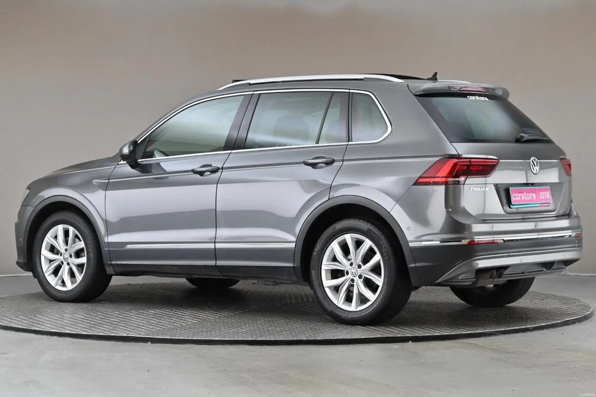 Volkswagen Tiguan 2.0 TDI Highline  Panoramic Roof - Image 6