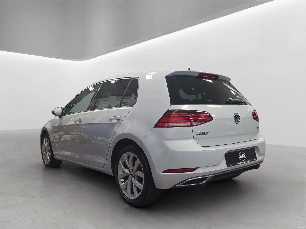 2017 VOLKSWAGEN GOLF 1.4 AUTO. - Image 4