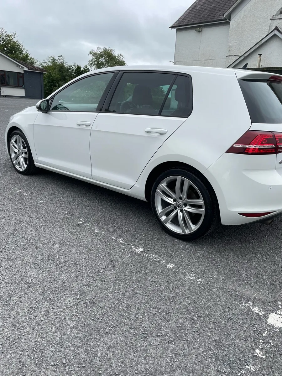 Volkswagen Golf 1.6 LOW MILEAGE HIGH SPEC - Image 3