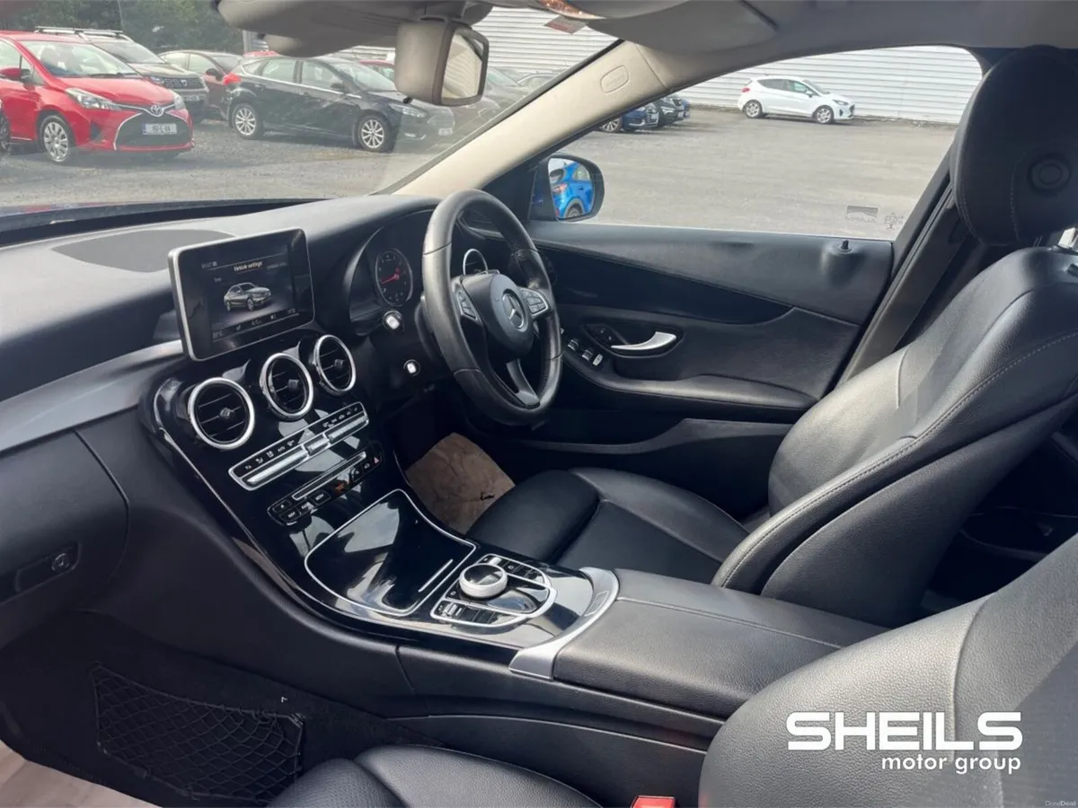 Mercedes-Benz C-Class C 200 AVANTGARDE A/T - Image 5