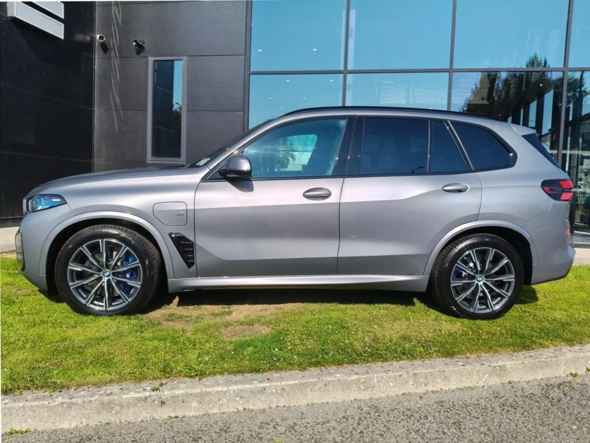 BMW X5 xDrive 50e M Sport - Image 2