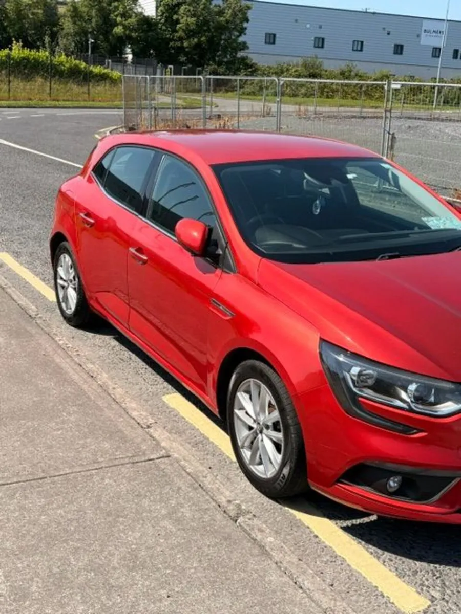 Renault Megane 2017 - Image 2