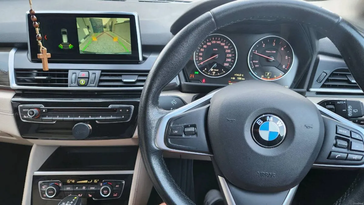 BMW 2-Series 2016 - Image 2