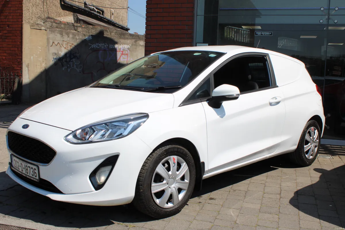 FIESTA 1.5TD - 6SPD - COMMERCIAL VAN - 1 OWNER - Image 3