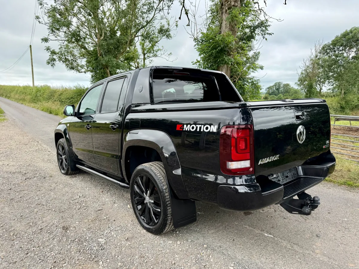 2020/202 Volkswagen Amarok Aventura Black Edition - Image 2