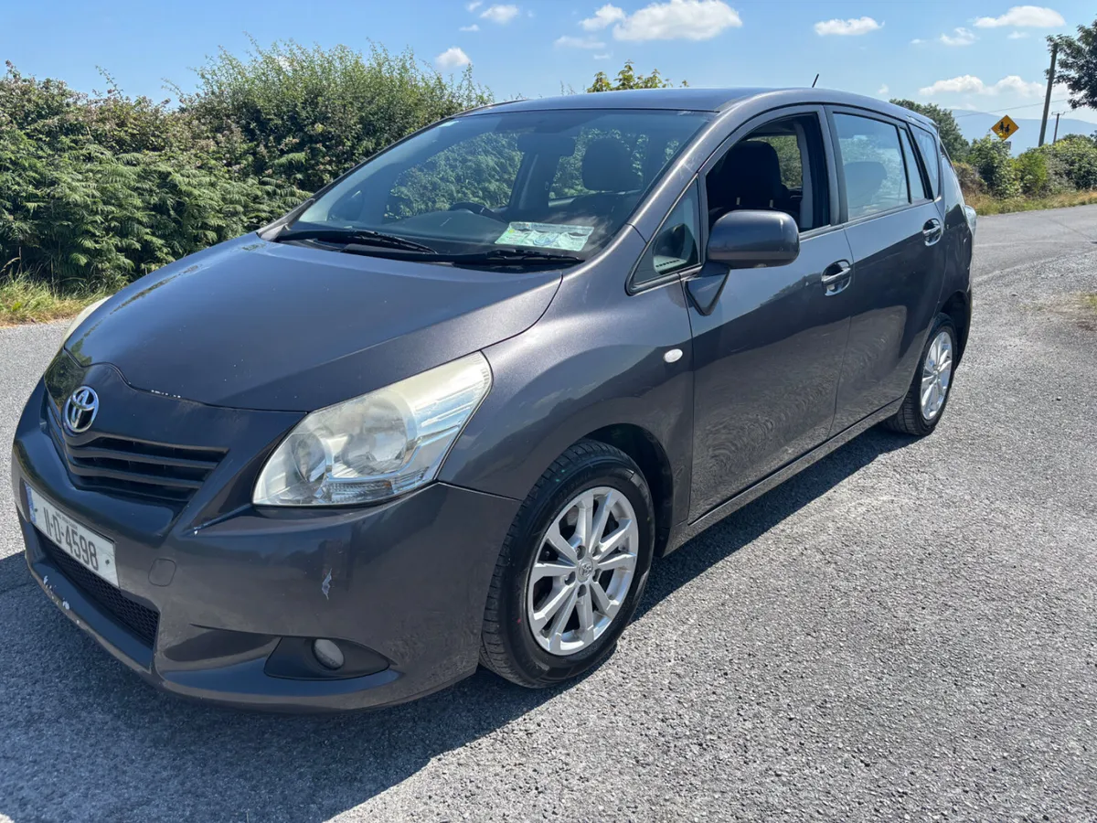 Toyota Verso 2011 2.0 d4d 7 seater - Image 3