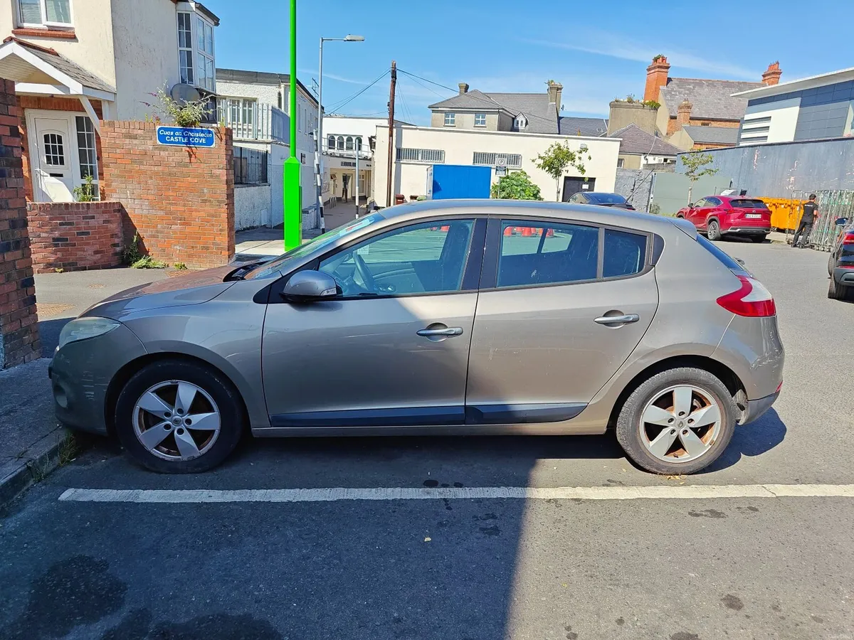 Renault Megane 2010 - Image 4