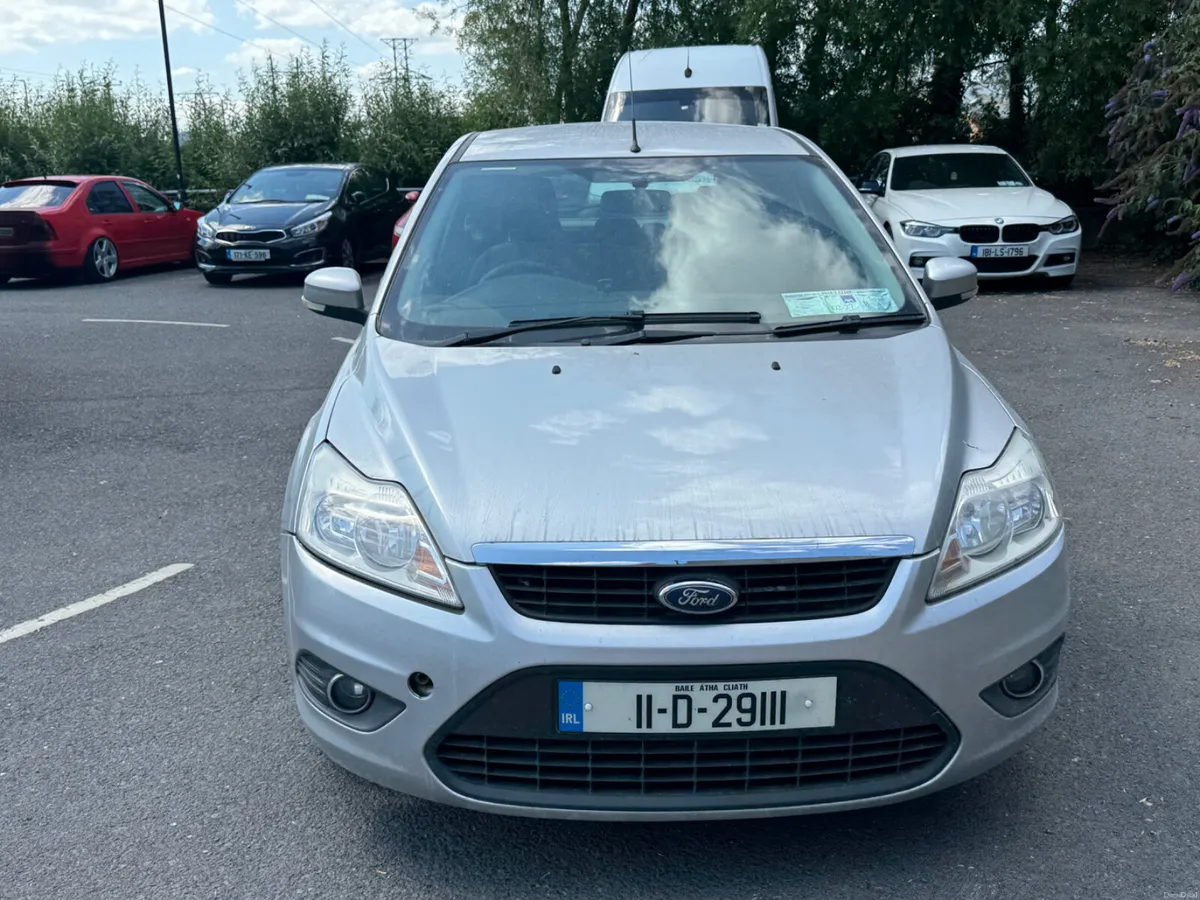 Ford Focus 2011 - Image 2