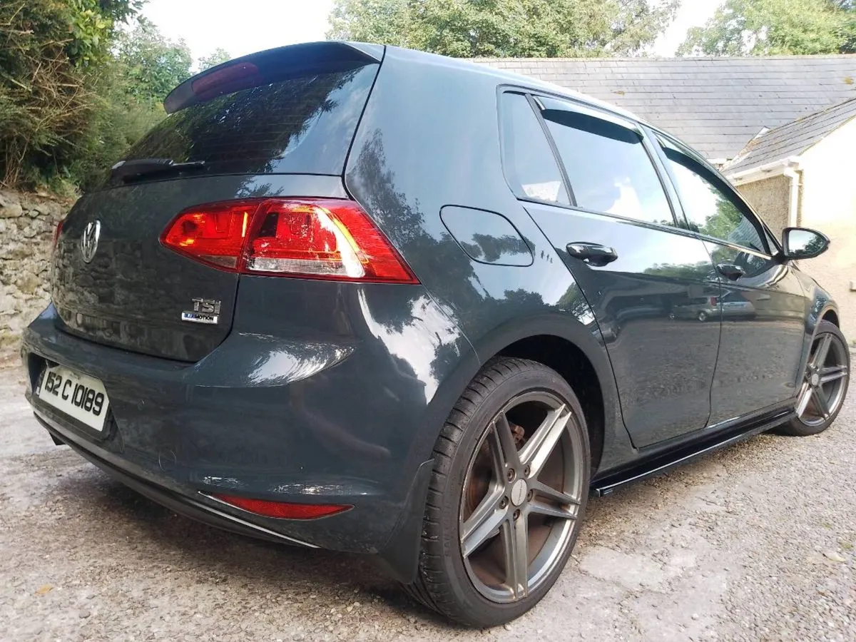 Low mileage 2015 VW Golf 1.2 tsi Automatic - Image 3