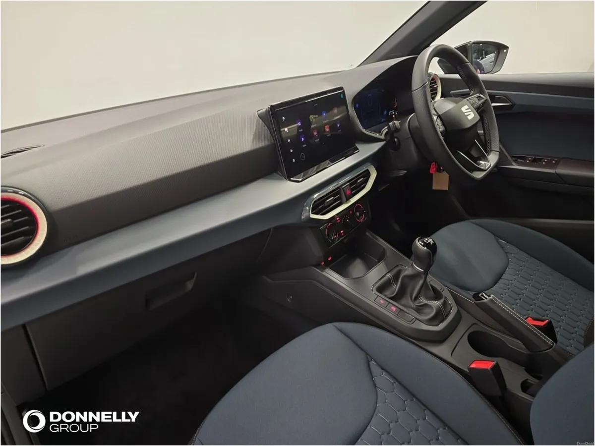 SEAT Arona Hatchback SE Technology - Image 2