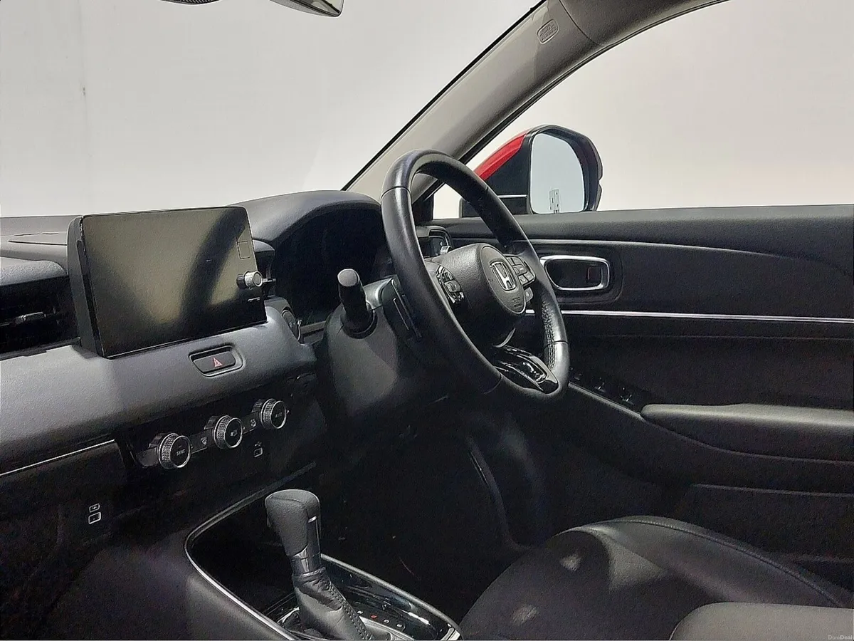 Honda HR-V Hr-V Hatchback Advance - Image 2