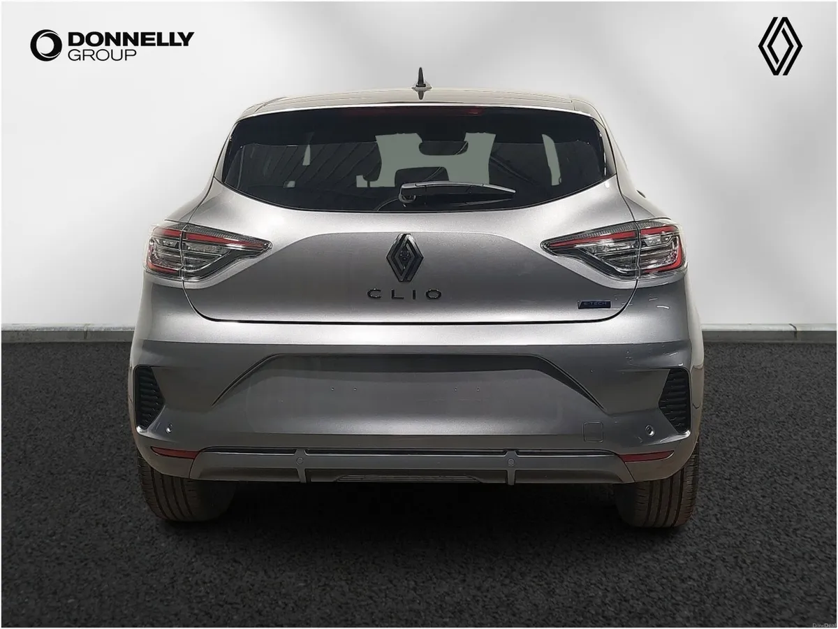 Renault Clio Hatchback Iconic Esprit Alpine - Image 4
