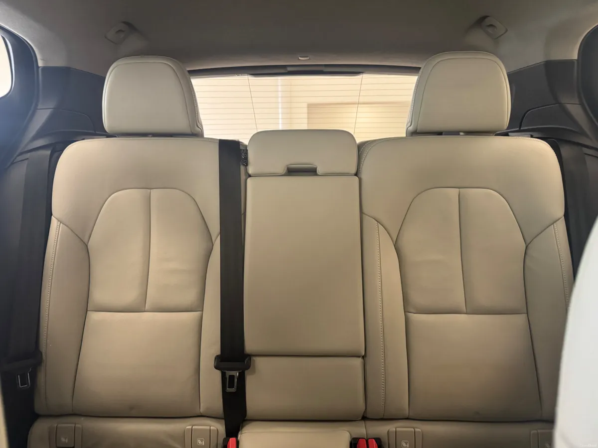 Volvo XC40 2021 - Image 4