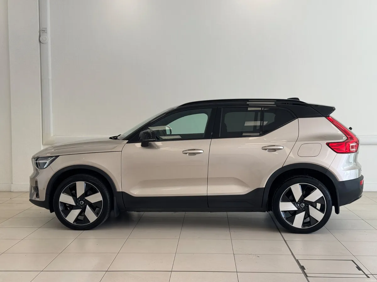 Volvo XC40 2023 - Image 5