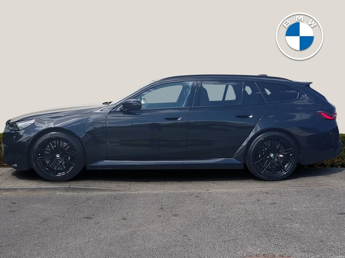 BMW M5 M5 Touring - Image 4