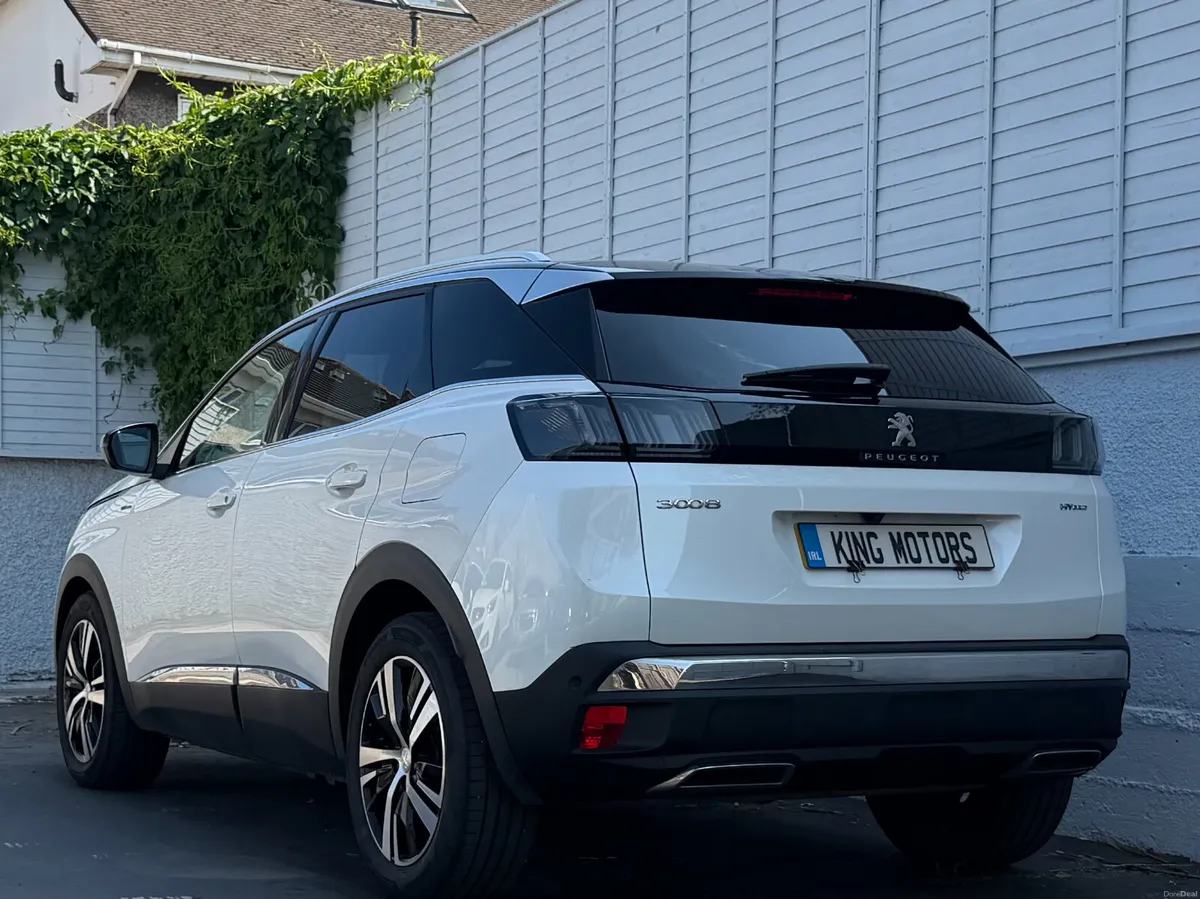 Peugeot 3008 2023 GT 4 x 4 / PHEV AUTO / 300 BHP - Image 6