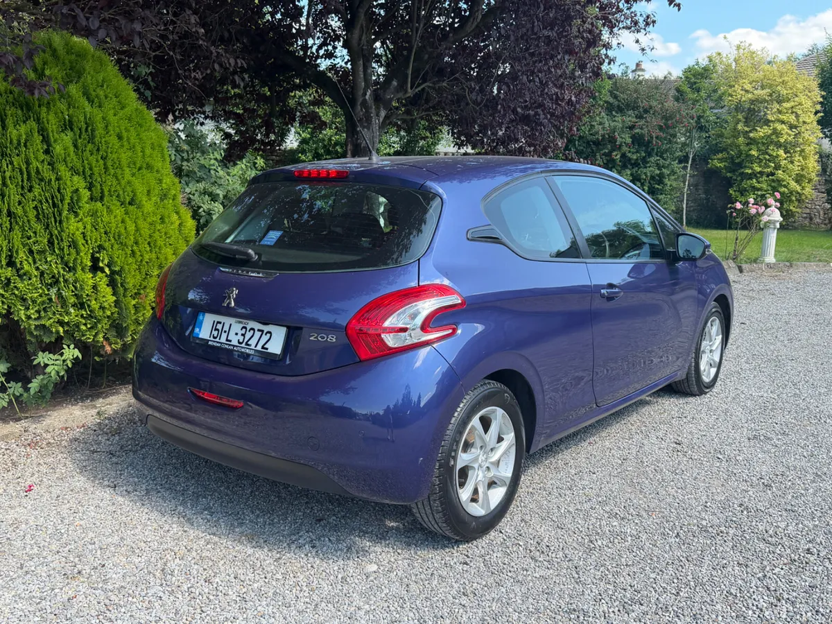 Peugeot 208 - Image 4