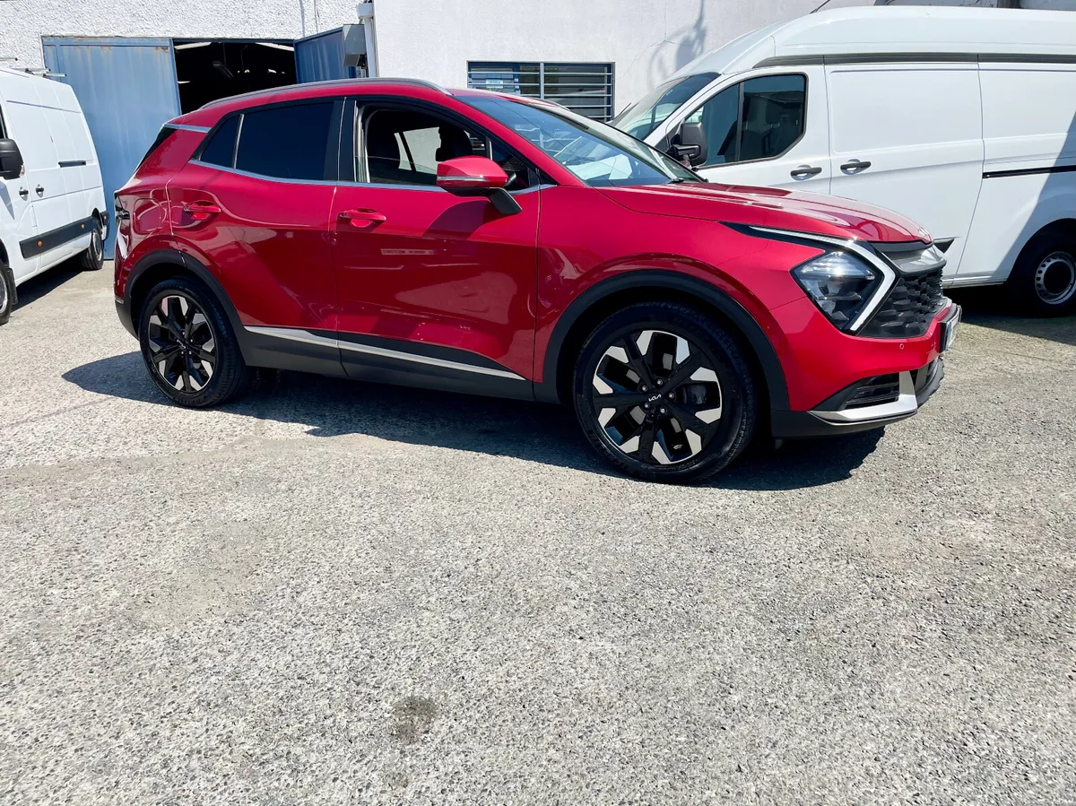 Kia Sportage K3 1.6 GDI PHEV 4X4 AUTO,2024 - Image 2