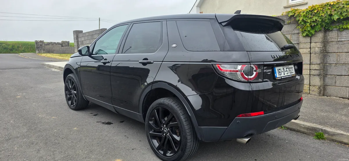 Land Rover Discovery Sport 2016 - Image 6