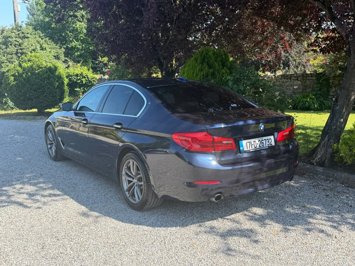 BMW 5-Series 1 Owner Business Editon - Image 4
