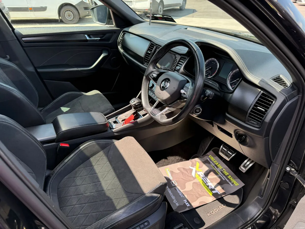 (221) Skoda Kodiaq Sportline - Panoramic Sun Roof - Image 6