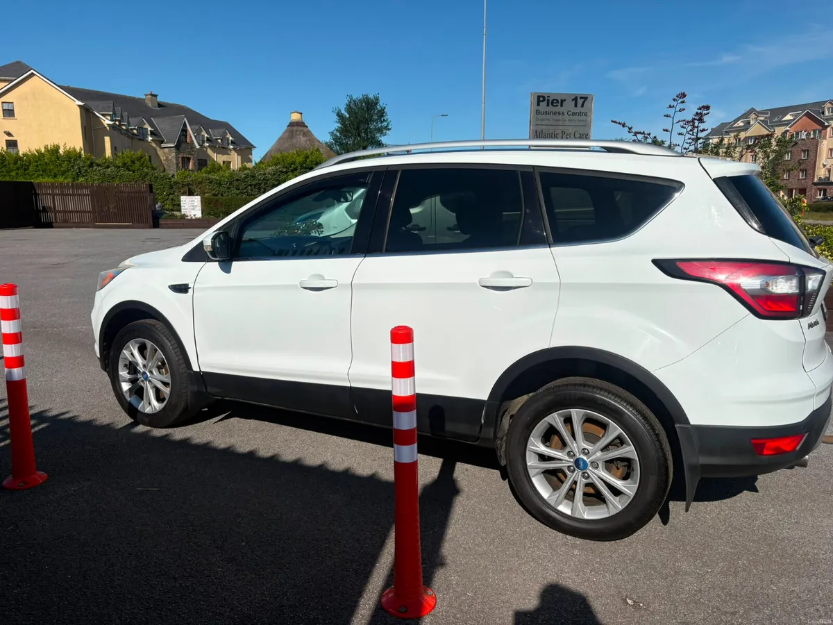 Ford Kuga 2017 - Image 5