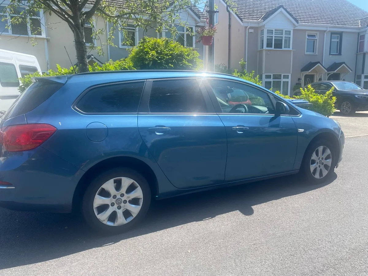 Car for sale - Image 1
