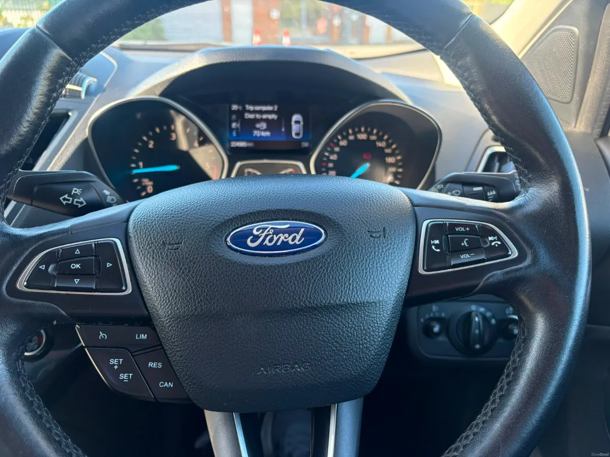 Ford Kuga 2017 - Image 6