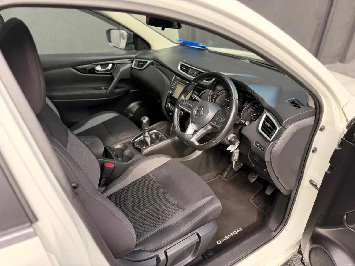 2018 NISSAN QASHQAI - Image 4