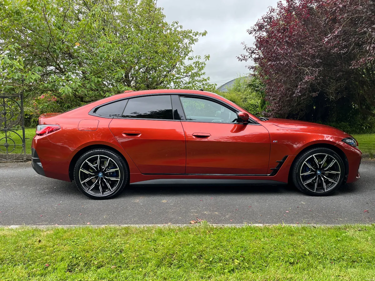 BMW i4 2022 M-SPORT 40e - Image 4