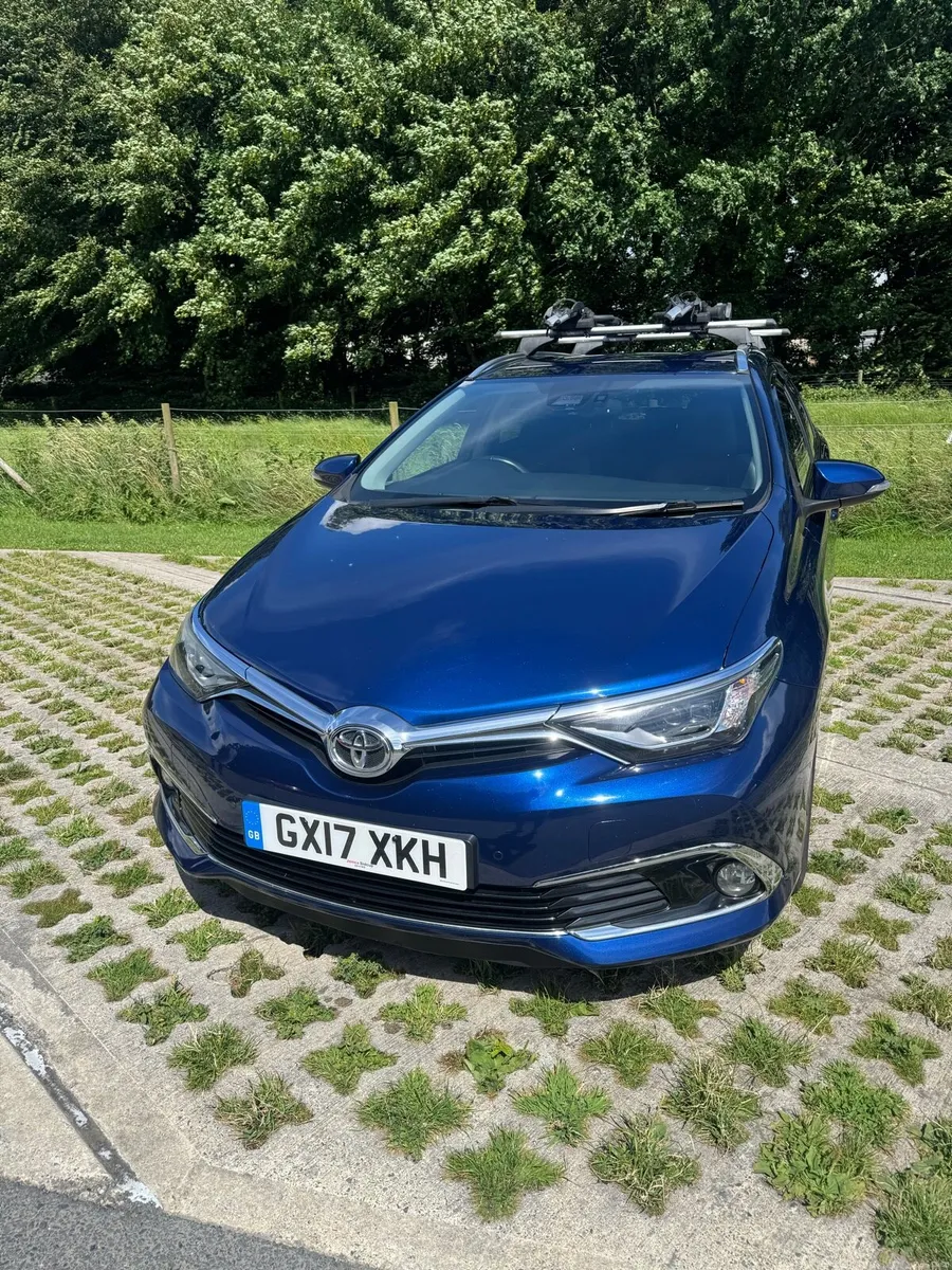 Toyota Auris - Image 2