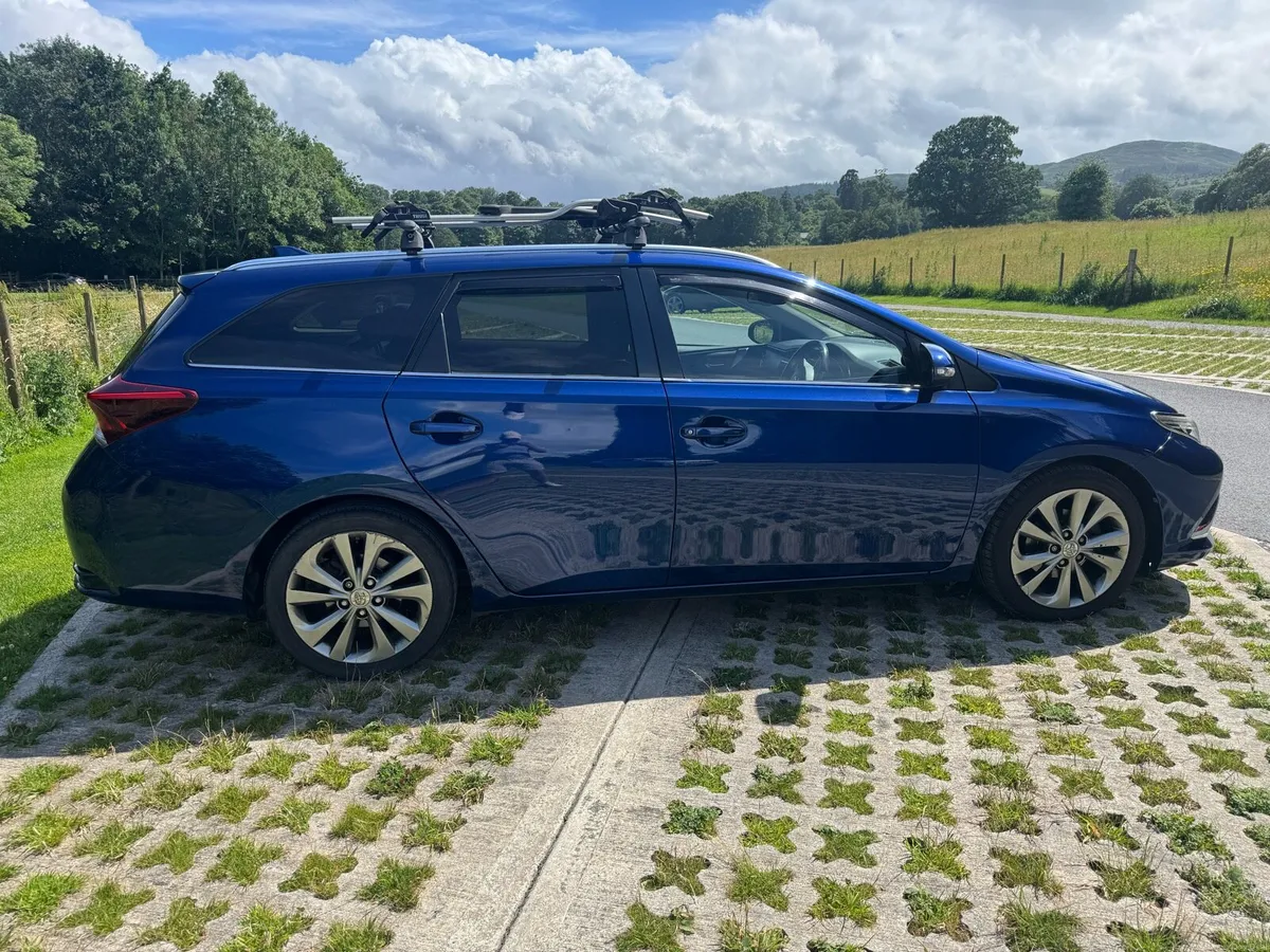 Toyota Auris - Image 3