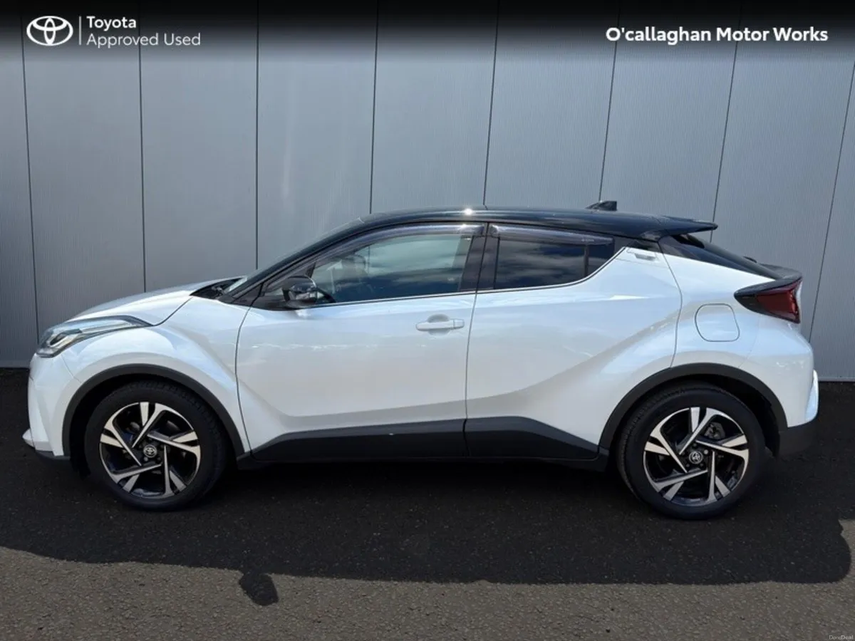 Toyota C-HR HYBRID SPORT BI-TONE 4DR - Image 6