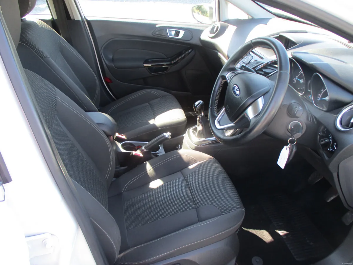 Ford Fiesta 2017 1.2 PETROL TITANIUM - Image 6