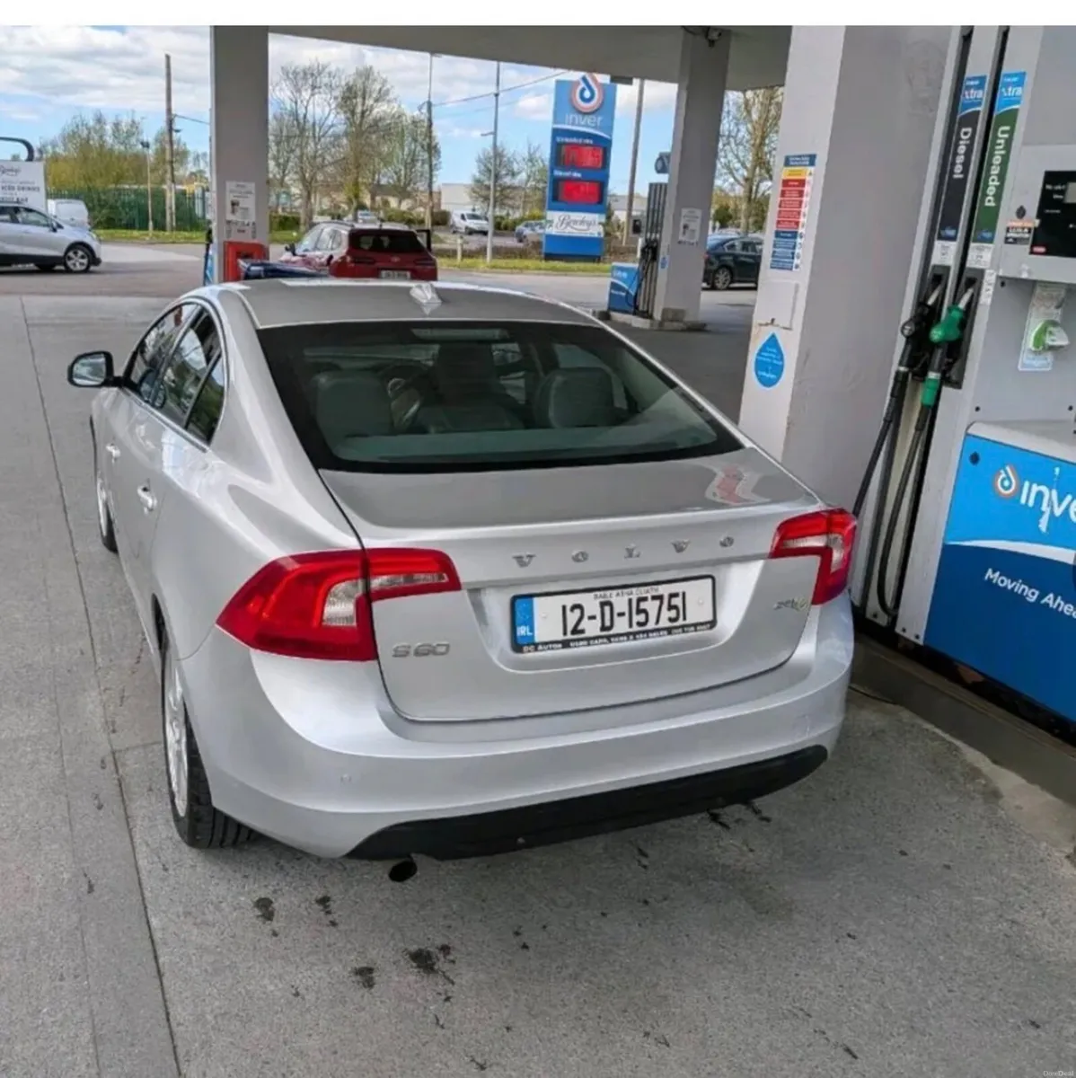 Volvo S60 2012 - Image 2