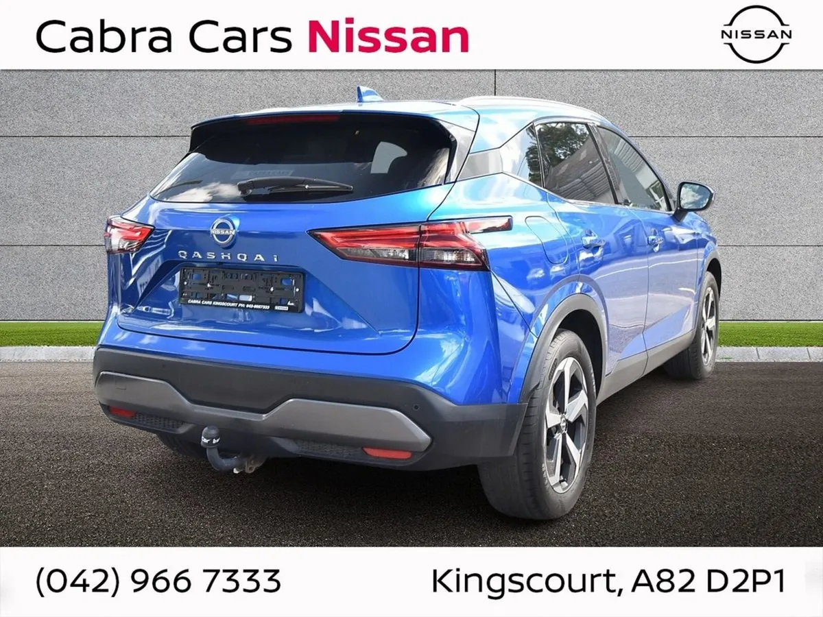 Nissan Qashqai Premium Mild Hybrid - Image 2
