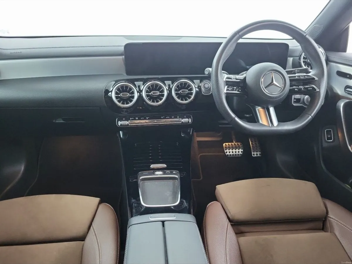 Mercedes-Benz CLA Cla 250 Amg Line Premium - Image 4