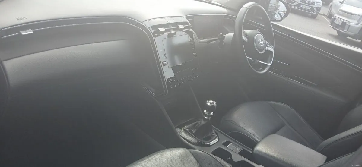 Hyundai Tucson 2WD Executive **APP CONNECT, CRUISE - Image 3